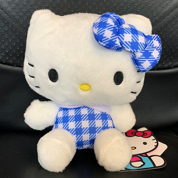 Sanrio Other - Sanrio Hello Kitty Plush 6”